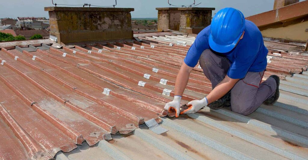 Free Roof Inspection-Metro Metal Roofing Company of Sarasota